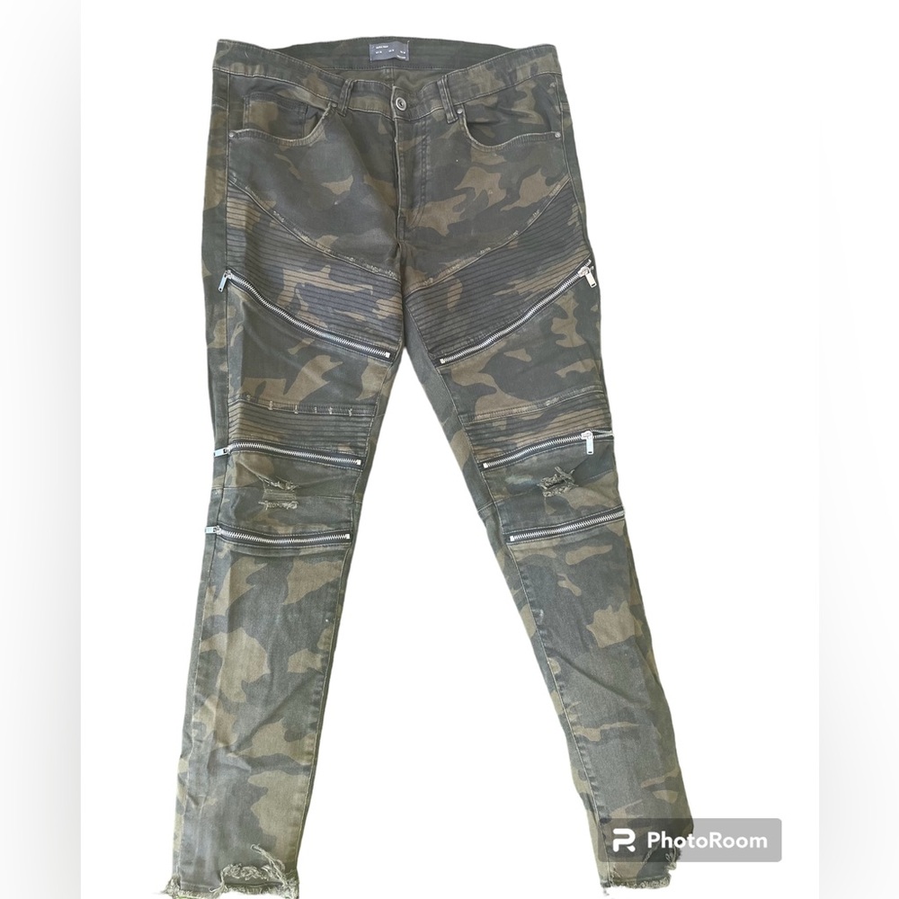 Zara camo skinny pants